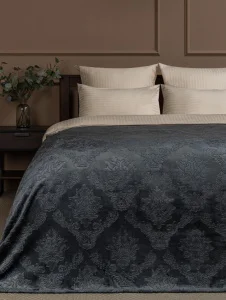 Плед Texrepublic фланель тиснёный 200х220см TF FNE DKGY1 2022 d-дамаск 19-3910