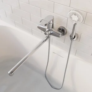 Смеситель для ванны одноручный с длинным изливом Avrora Zen AV5830 хром