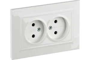 Розетка 2-м СП "Brite" РС12-2-БрБ 10А в сборе без заземл. без защ. шторок белый IEK BR-R20-10-K01-F