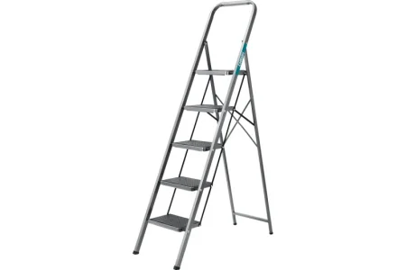 Стремянка 5 ступеней стальная 118 см c широкими обрезиненными ступенями Сибин 38807-05 *1