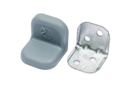 Уголок крепежный 20х28мм металлик с пластиковой крышкой уп-4шт пакет Tech-Krep 148284 *1