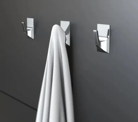 Набор крючков "Strong" (упак 3 шт) пластик, 5см, на липкой ленте KLE-SG002 (Kleber) *1