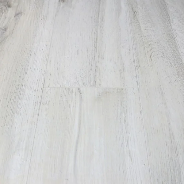 Ламинат Taiga Первая Уральская 832 Дуб северный 4v 32кл 1292х194х8мм 2,005м² (8шт)