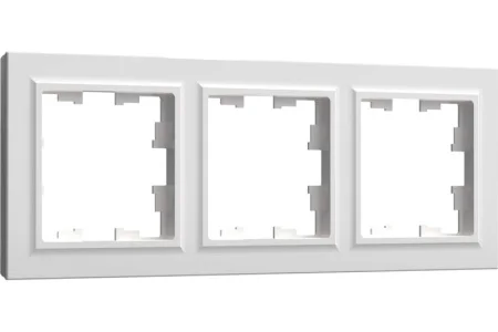 Рамка 3-м "Brite" РУ-3-БрБ белый IEK BR-M32-K01