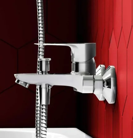 Смеситель для ванны и душа одноручный Dorff Prime new D4011000 хром