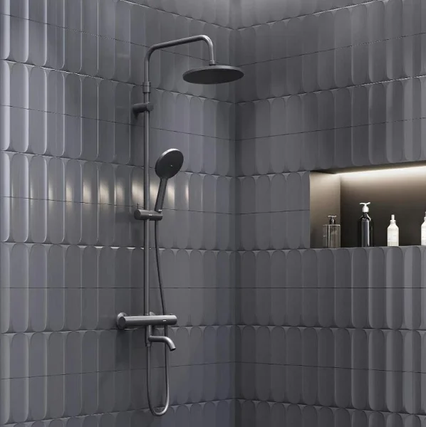 Душевой набор с верх. тропическим душем 1 реж. и руч. душем 3 реж. RedBlu by Damixa Jupiter 977810300 черный