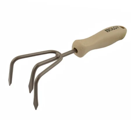 Рыхлитель 3-х зубый металлический с ручкой OLOV Биолайн