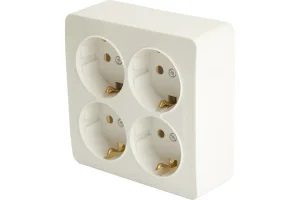 Розетка 4-м "София" ОП с/з квадрат 250В 16А IP20 белый MST16-14S-01 Stekker *1