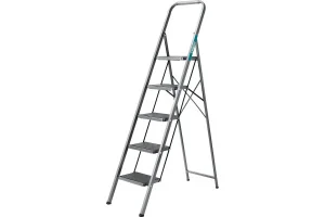 Стремянка 5 ступеней стальная 118 см c широкими обрезиненными ступенями Сибин 38807-05 *1