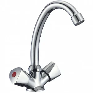 Смеситель для раковины двуручный Milardo Tring TRISB00M01