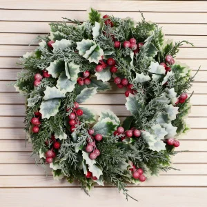 Венок новогодний d- 33 см "Уютная сказка" листочки ягоды зелень   9692762