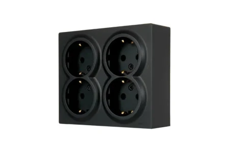 Розетка 4-м LETO с заземл. закрытый корпус ПБТ черный бархат Lezard 752-4200-127BDP