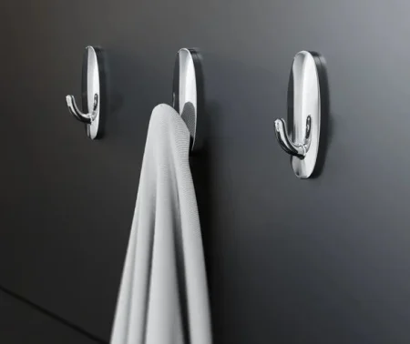 Набор крючков "Strong" (упак 3 шт) пластик, 6см, на липкой ленте KLE-SG003 (Kleber) *1