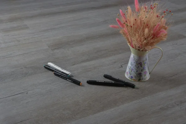 Плитка кварц-винил Noventis Avalon 1581 Дуб Камелот 4V (1200х180х3,5мм) 1уп=2,160м2 =10шт замок