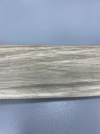 Плинтус напольный 333 Дуб Сибирский 62х2200мм Stella Comfort