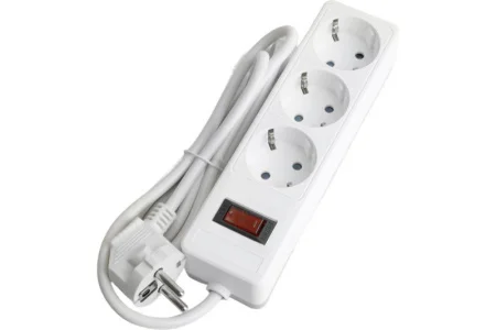 Удлинитель с сетевым фильтром 3х1,8м с/з 3x1мм2 Optima белый HM20-31-02 Stekker *1