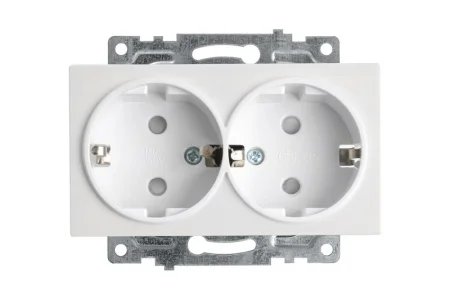 Розетка 2-м "Катрин" с защитной шторкой (механизм) с/з 250В 16А белый GLS16-7114-01 Stekker *1
